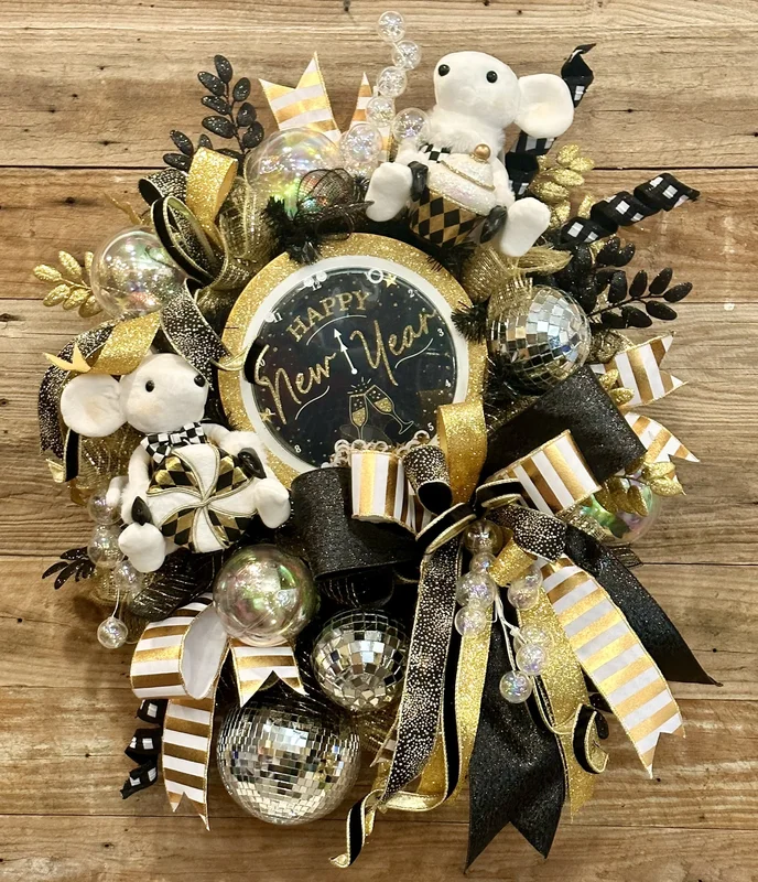 holiday-whimsy20260521170608401037