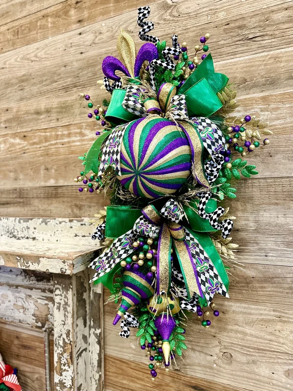 holiday-whimsy20260521170657401144
