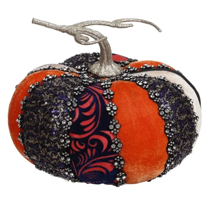 holiday-whimsy20260521173659405343