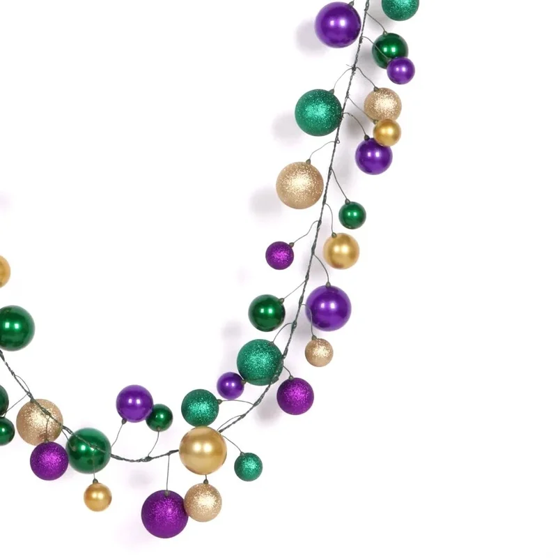 holiday-whimsy20260521193640418504