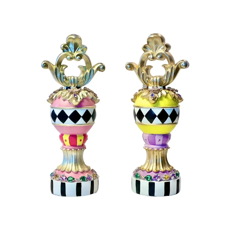 holiday-whimsy20260521194108418880